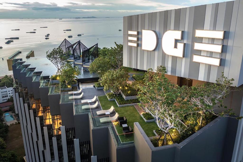 Condo Edge Central Pattaya Extérieur photo
